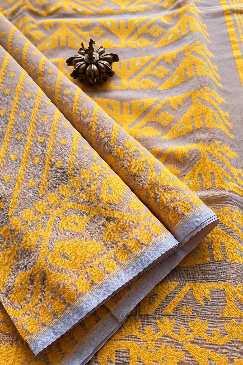 Vaidehi ivory and mustard yellow Jacquard Jamdani cotton saree with resham detailing by Tattva Crafted Elegance